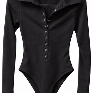 OQQ🔥 NWOT Long Sleeve Snap-Front Black Ribbed BODY SUIT